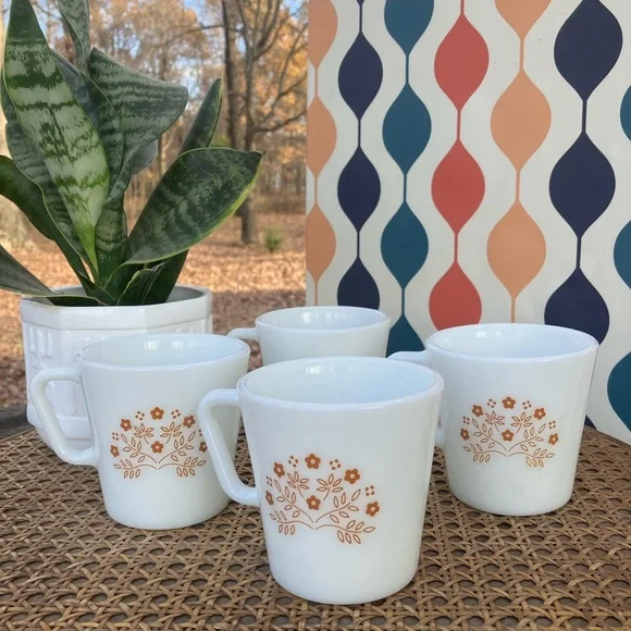 Pyrex Vintage D-Handled Summer Impressions Milk Glass Coffee Mug Set of 4 - Picture 4 of 14